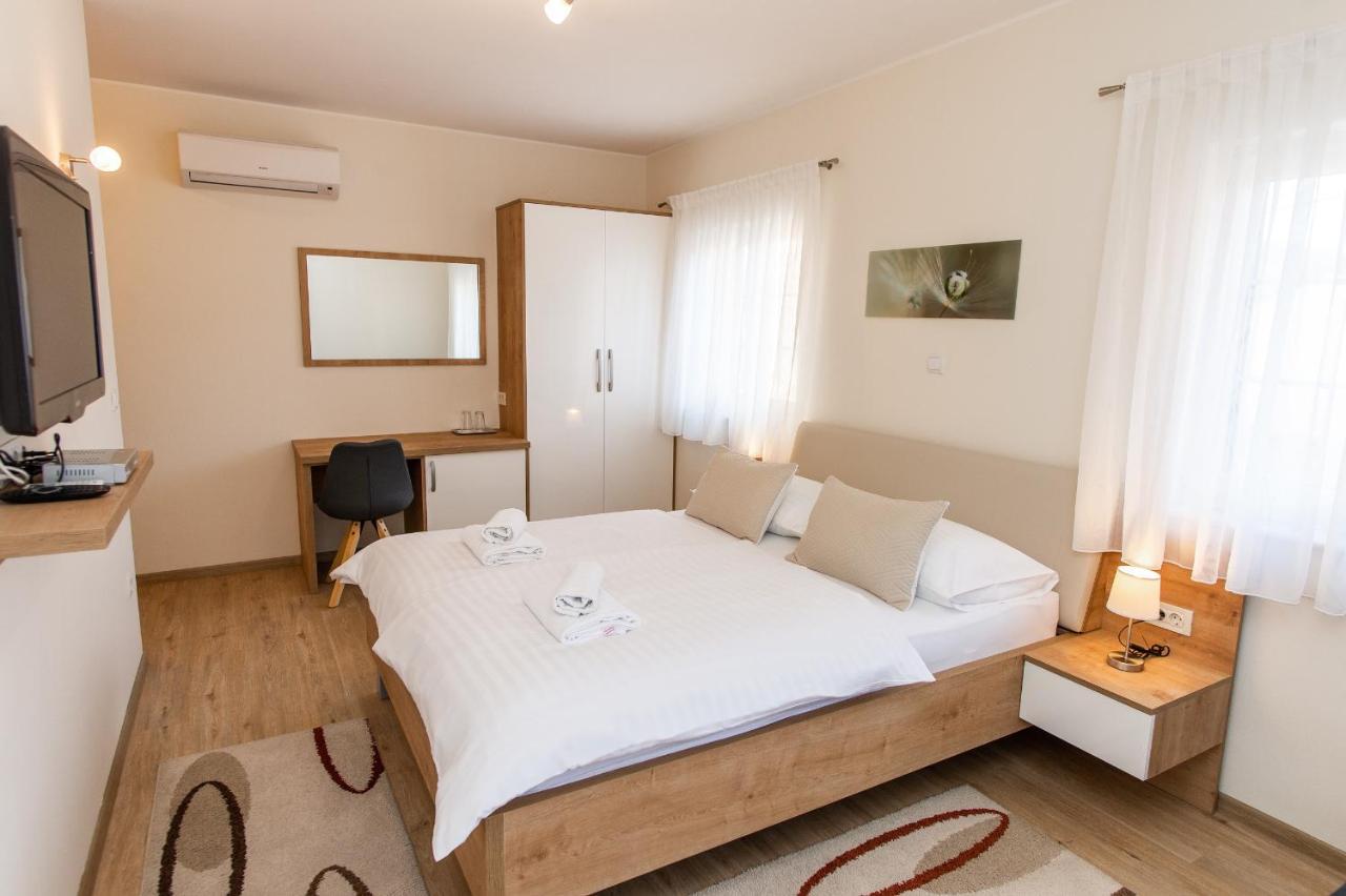 Guest House Ankora Skradin Exterior foto